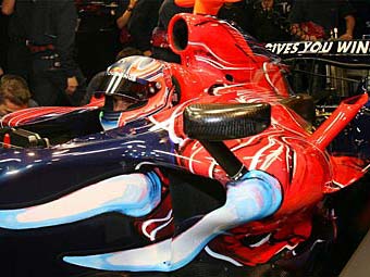 Toro Rosso STR2.     Autosport.com