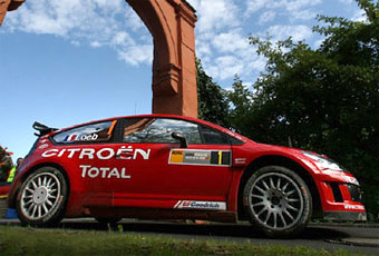 Citroen C4 WRC.    rally-live.com