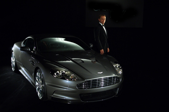 Aston Martin DBS   .  Aston Martin