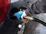 Стоимость нефтепродуктов в последнее время увеличивалась не только в столице. Согласно данным Росстата, с 14 по 21 января в целом по России литр бензина подорожал на 0,2%, до 28,96 рублей