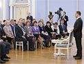 Премьер-министр РФ Дмитрий Медведев, выступая на на встрече с кандидатам в Высший и Генеральный советы "Единой России", затронул тему "осмысленного подхода" к развитию импортозамещения Премьер-министр РФ Дмитрий Медведев, выступая на на встрече с кандидатам в Высший и Генеральный советы "Единой России", затронул тему "осмысленного подхода" к развитию импортозамещения