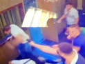 В тверском клубе "Аура" произошла драка со стрельбой (ВИДЕО) В тверском клубе "Аура" произошла драка со стрельбой (ВИДЕО)
