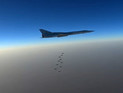 Бомбардировщики Ту-22М3 нанесли третий удар по ИГ в Сирии после гибели российского вертолета Бомбардировщики Ту-22М3 нанесли третий удар по ИГ в Сирии после гибели российского вертолета