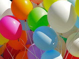 В Екатеринбурге десять человек, включая четверых детей, получили отравление гелием из лопнувшего шарика во время празднования дня рождения ребенка
