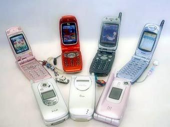 Мобильные телефоны, фото с сайта web-japan.org 