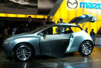 Mazda Sassou.  Lenta.Ru