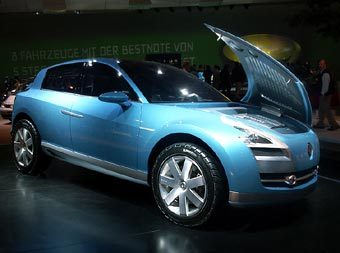 Renault Egeus,  Lenta.Ru