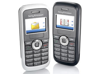 Телефоны SonyEricsson J100. Фото с сайта reghardware.co.uk
