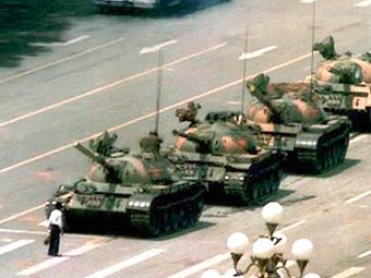 .Alt Танки на площади Тяньаньмэнь. Фото с сайта wikipedia.org 