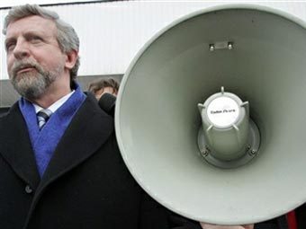  .  AFP