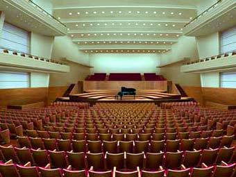   La Salle Pleyel.    