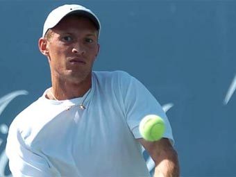  .    tennisserver.com