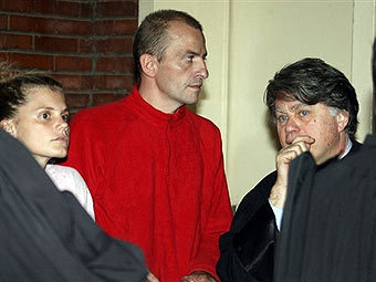 Обвиняемые в зале суда. Фото AFP