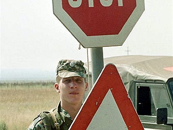   , 1999 .   AFP