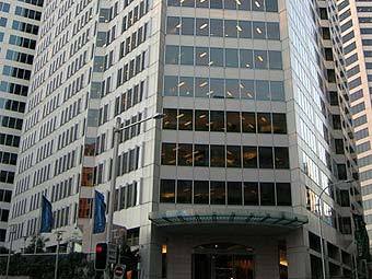   PriceWaterhouseCoopers  .   AreJay   wikipedia.org