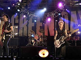 Green Day.     