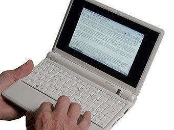 Eee PC 900.  - Asus