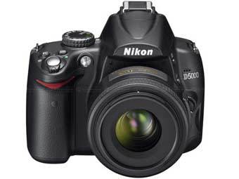 Nikon D5000.  - 