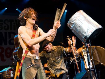 Gogol Bordello,    