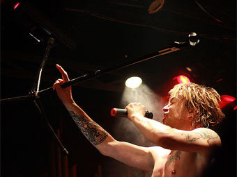  Die Toten Hosen  "" .   , "."