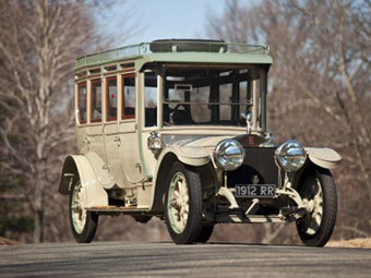 Rolls-Royce Silver Ghost.    gizmag.com