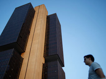    .  Reuters
