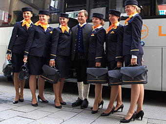  Lufthansa.  Reuters